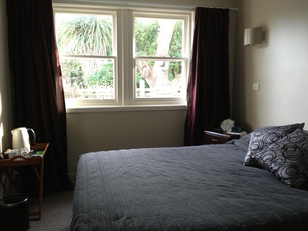 Lovett Lodge Invercargill Szoba fotó